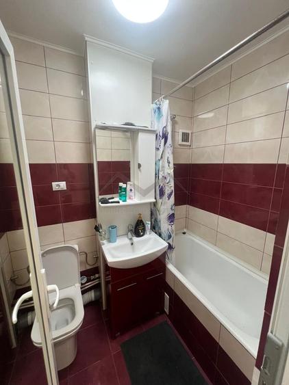 Superb Apartament 2 camere decomandat Podu Ros
