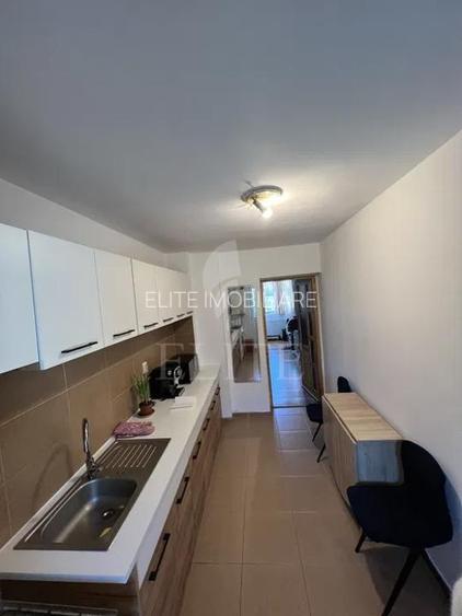 Apartament o camera în zona STRAZII SOBARILOR