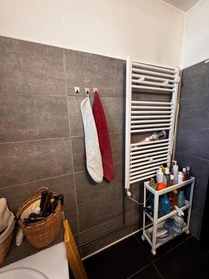Apartament 3 camere, aproape de metrou gorjului
