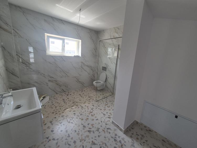 Casă modernă 3 dormitoare, finisată, în Vladimirescu, Comision 0%