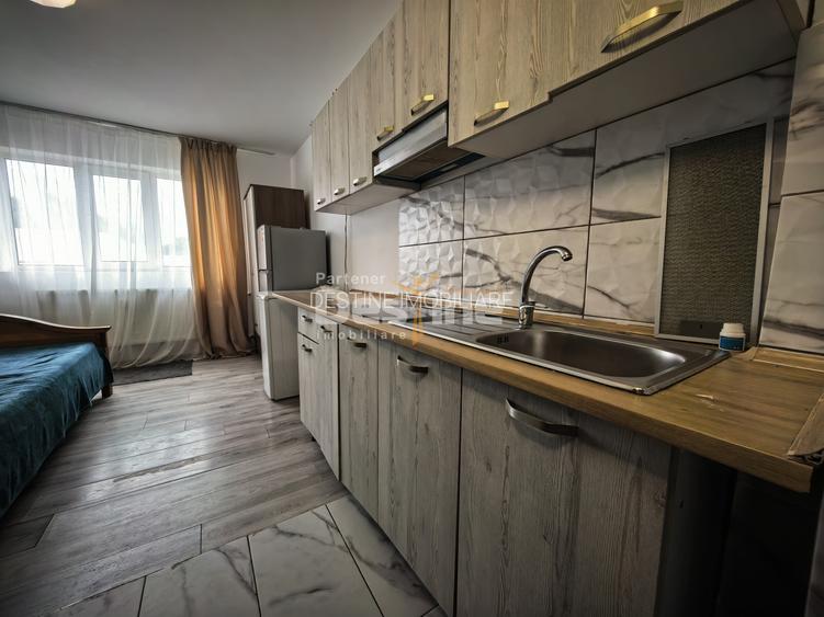 Cameră cămin 16 mp baie proprie mobilat și utilată renovată - 5