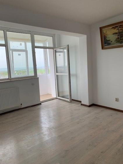Apartament 3 camere, MIROSLAVA, str. C-tin Langa 40, LIBER!!!