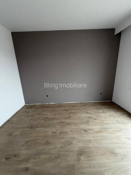 Apartament de vanzare, 3 camere, 184,78 mp, zona Cetatii  - 8