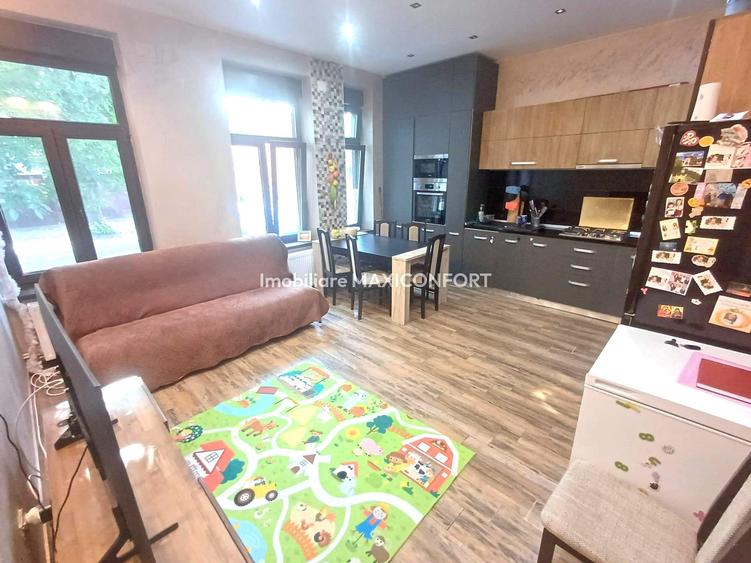 Vanzare casă, zona Piața Mare -Imobiliare MAXICONFORT