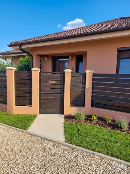 Casa de vanzare in Oradea, in zona de case Nufarul, 133mp, calitate premium