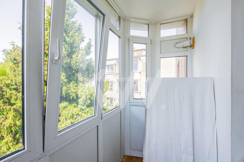 Vânzare apartament cu 2 camere,  2 balcoane, decomandat - zona Tractorul - 14