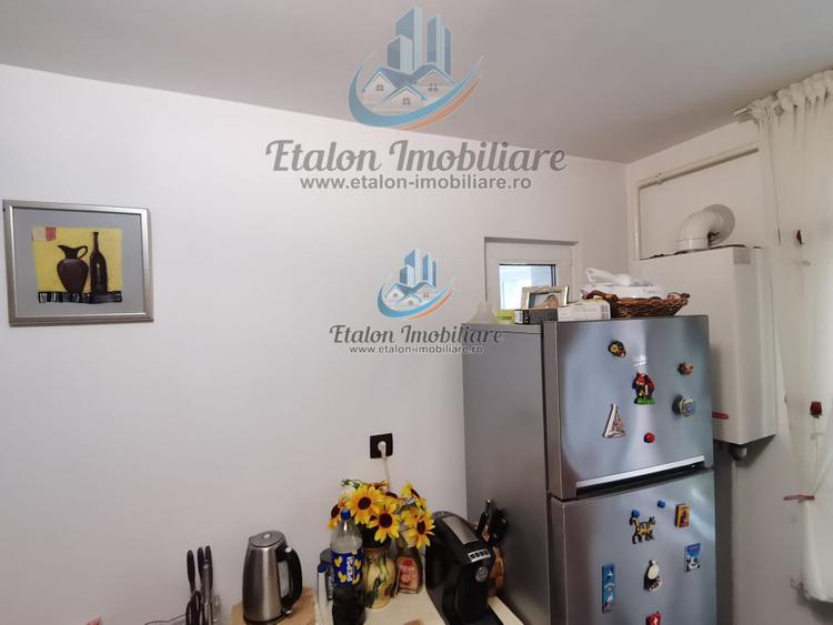 Apartament P+1, 4 camere, 2 bai, 3 balcoane, Zona Centrala Piatra Neamt