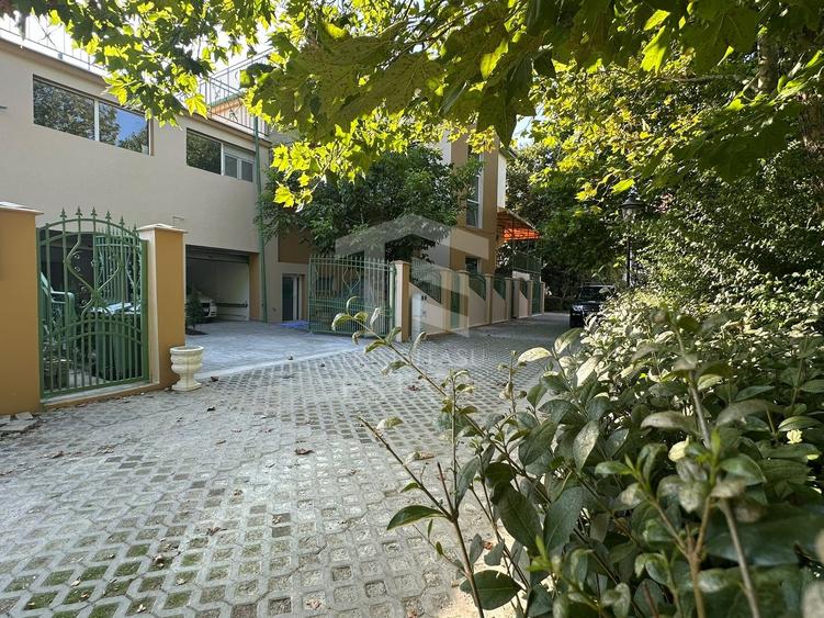 Spatiu Comercial in Parcul Primariei Snagov Ghermanesti 400 mp