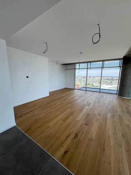 | Up-Site | 172 mp | View Panoramic |