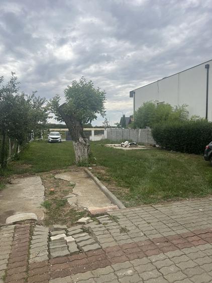 CASA DE VANZARE IN CARTIERUL PRIMAVERII -GIARMATA MARE