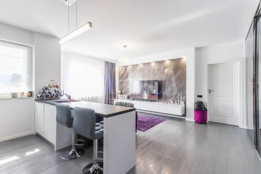 Apartament 3 camere de vanzare in Floresti