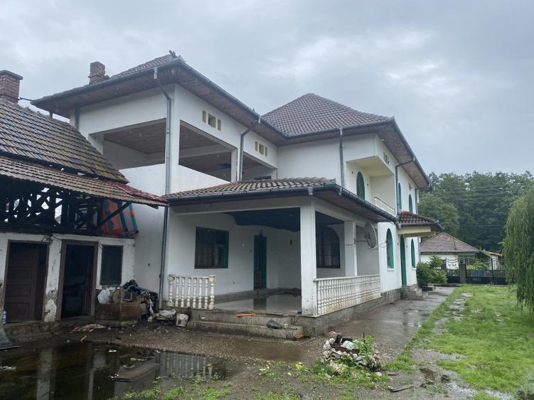 Casa de vanzare in Costesti, Valcea