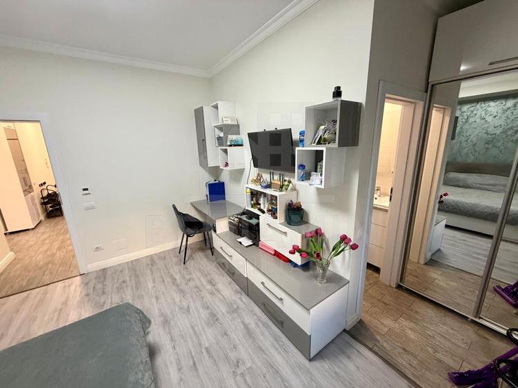 Apartament decomandat deosebit 3 camere 2 bai bloc 2020 cu parcare