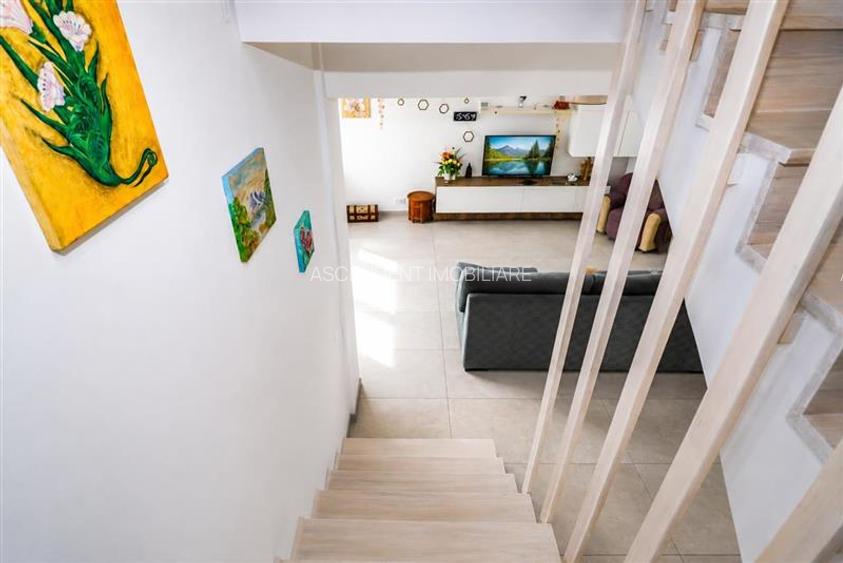 Casa familiala,3 dormitoare,incazire pardoseala,terasa,530 mp teren,Sanpetru, Br - 23