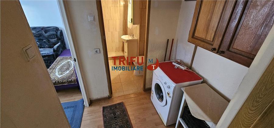 Apartament de vanzare zona Piata Cetate !