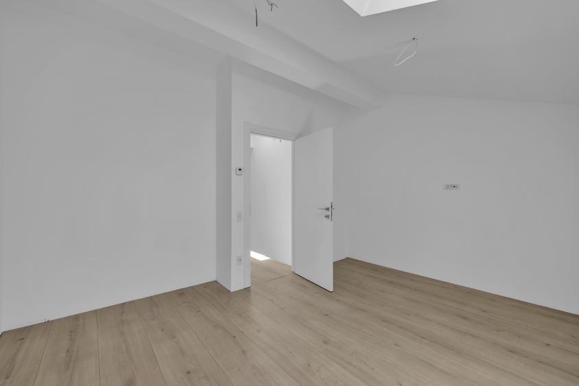 Vilă 4 camere | Finalizată | 144mp utili | Curte 80mp | AVANGARDE FOREST