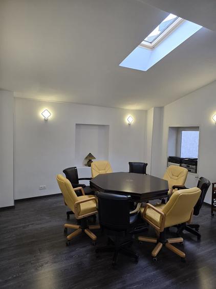 Spatiu comercia ,birouri 120 mp Dacia