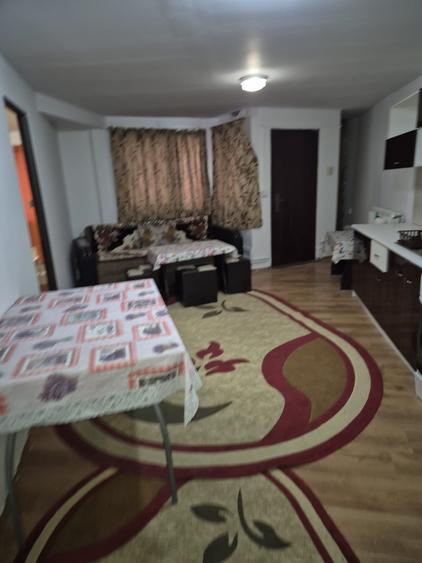 De închiriat Apartament la casă în zona centrală a Brașovului- DOAR PT. STUDENȚI