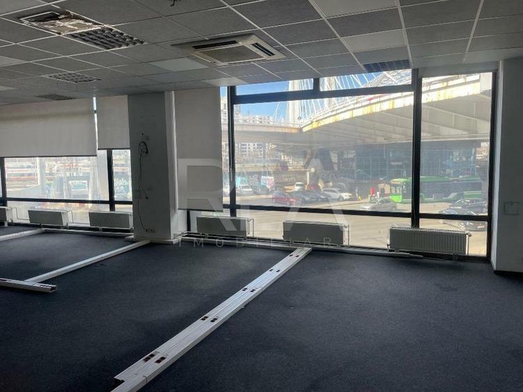 SPATIU COMERCIAL PASAJ BASARAB - CALEA GRIVITEI