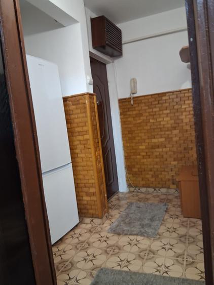 Apartament 2 camere etaj intermediar Podu Ros salubris id.oferta 162263