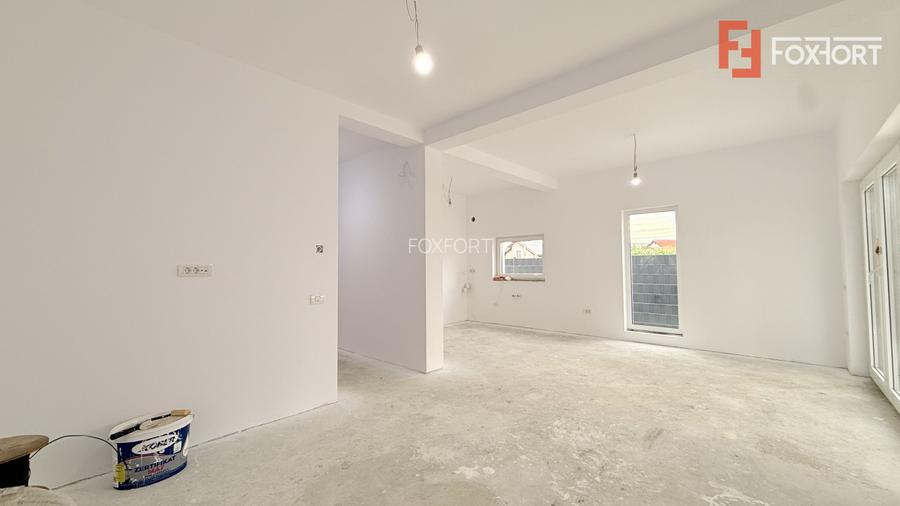 Duplex despartit, de vanzare 4 camere - curent trifazic - Mosnita Veche - 4
