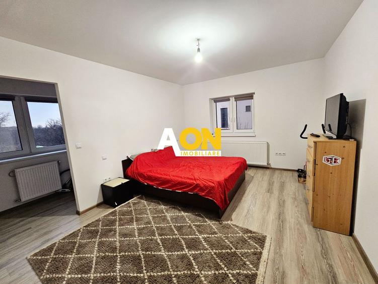 Casa cu doua corpuri, 5 camere, 1580 mp teren, Dealul Furcilor