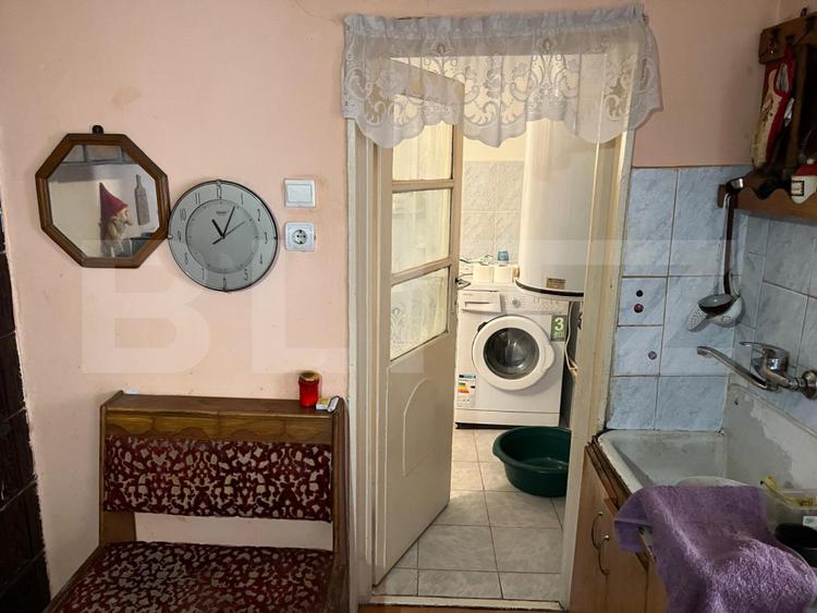 Vand casa in Oradea, intr-o zona linistita, aproape de centru comercial