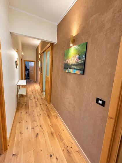 Apartament cu 4 Camere- Ultracentral