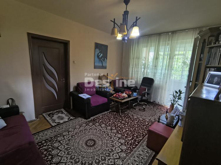 Apartament 2 camere zona linistita etaj intermediar
