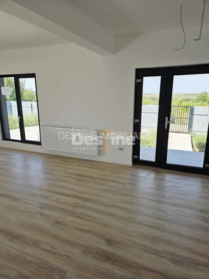 Casă modernă de vânzare | Zona VIȘAN | decomandat, 3 camere, loc de parcare - 7