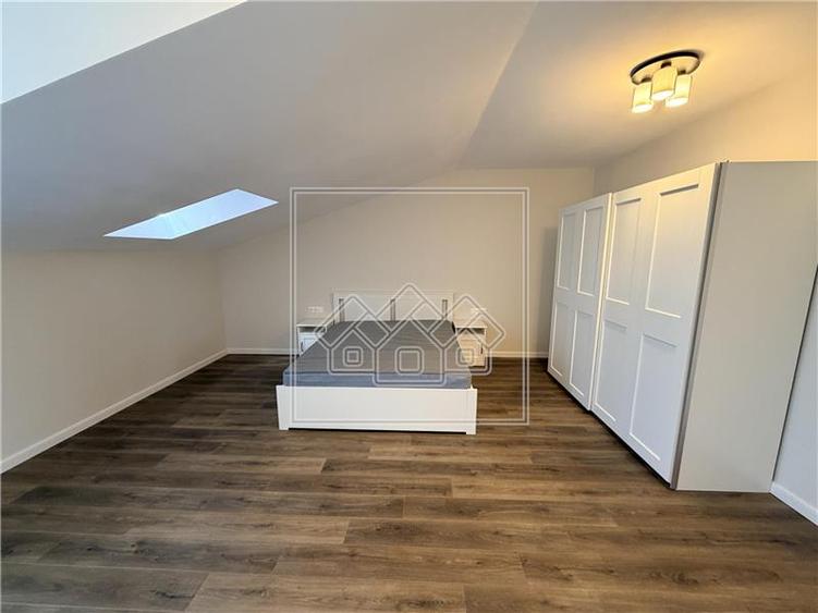 Apartament 3 camere de vanzare, loc de parcare inclus - Doamna Stanca