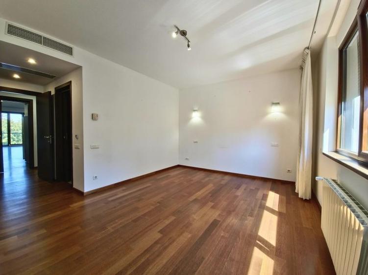 Apartament 5 camere Aviatorilor