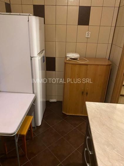 Vitan Dristor garsoniera cocheta 300 euro/luna - 6