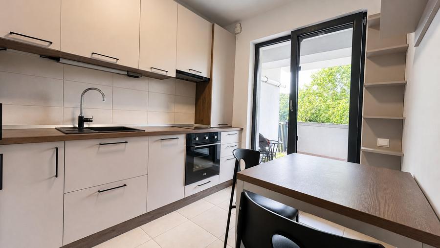 Greenfield Residence – 3 camere cu vedere la pădure Mobilat complet Parcare incl
