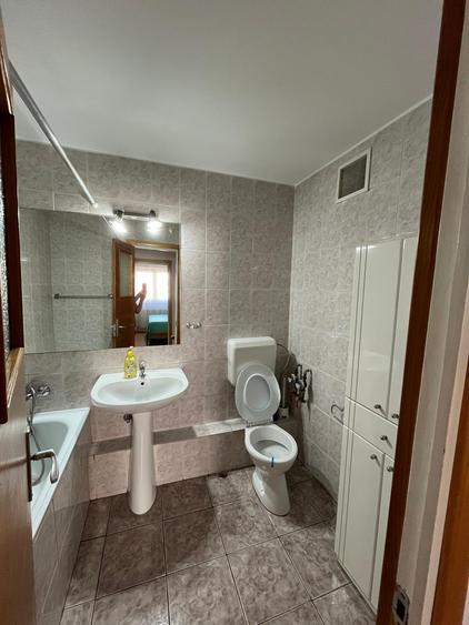 Apartament decomandat luminos si curat Tineretului