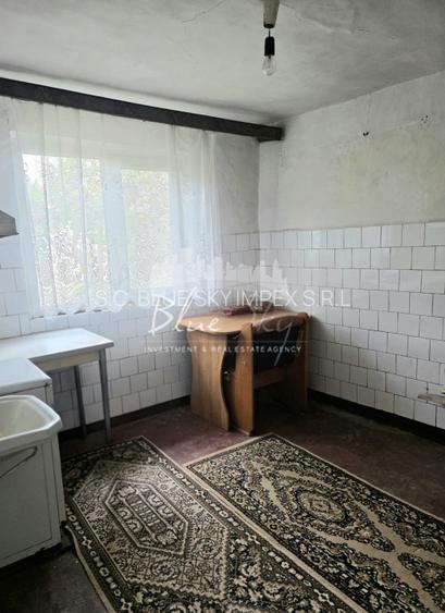 Teren cu casă demolabilă sau renovabila în Valu lui Traian, pe Calea Dobrogei - 11