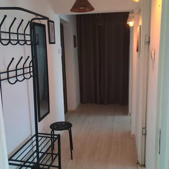 Apartament, 3 Camere, Zona Torontalului (vizavi de Iulius Town)