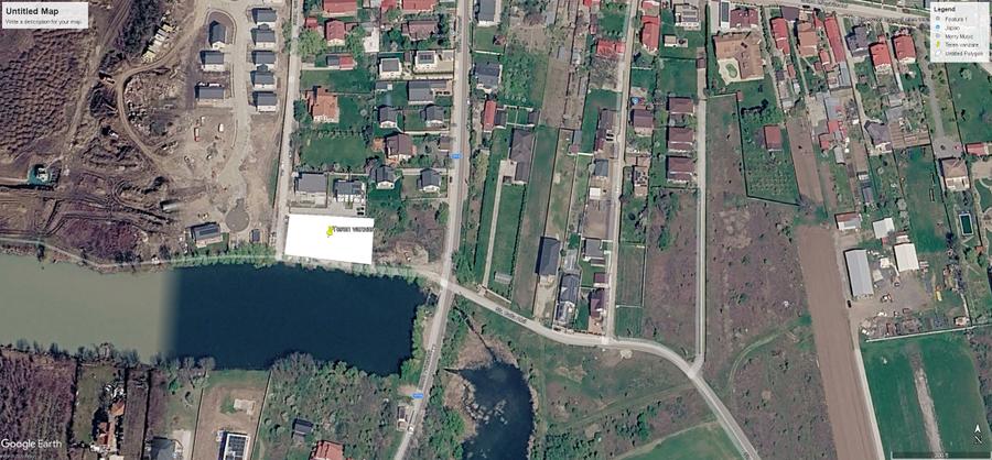 Teren de exceptie la malul lacului, acces asfaltat, toate utilitatile