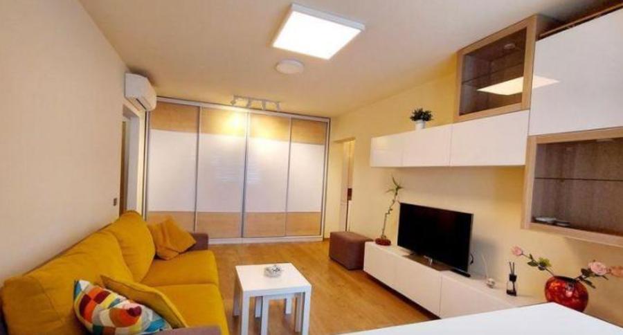 Închiriere apartament cu 2 camere Sun Plaza