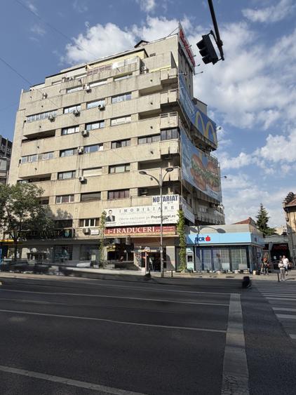 Inchiriere apartament 4 camere Piata Romana