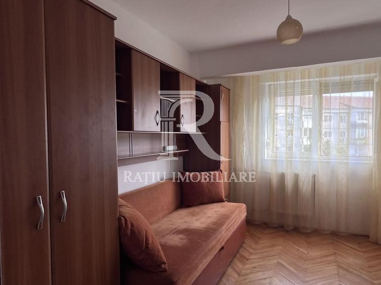 Apartament cu 3 camere | Costache Negruzzi | Decebal | Oradea