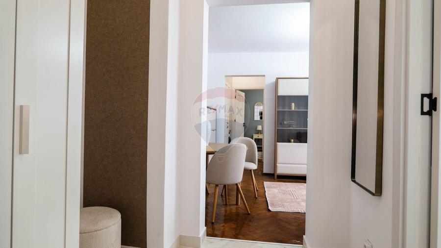 Vanzare apartament 2 camere, complet renovat, Metrou si Parc Bazilescu