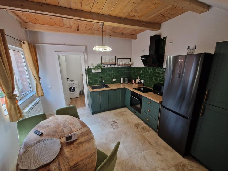 Casa finisata, mobilata, utilata modern in Marasti