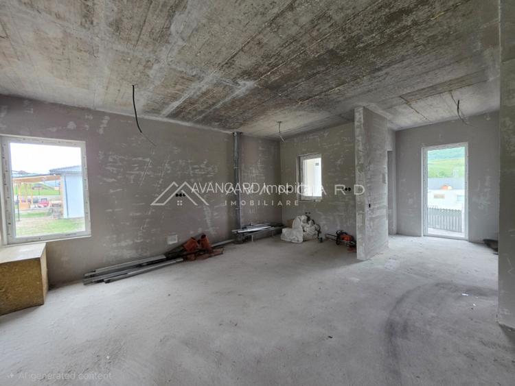 COMISON 0% | Duplex 121 mp | teren 500 mp | semifinisat | Corusu - 15