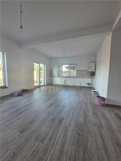 Duplex parter - zona excelenta - toate utilitatile - finisaje premium