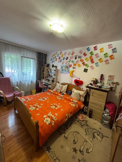 2 camere decomandat bloc 1986 zona Nicolina