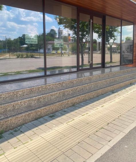 Spatiu Comercial impecabil, Barlad