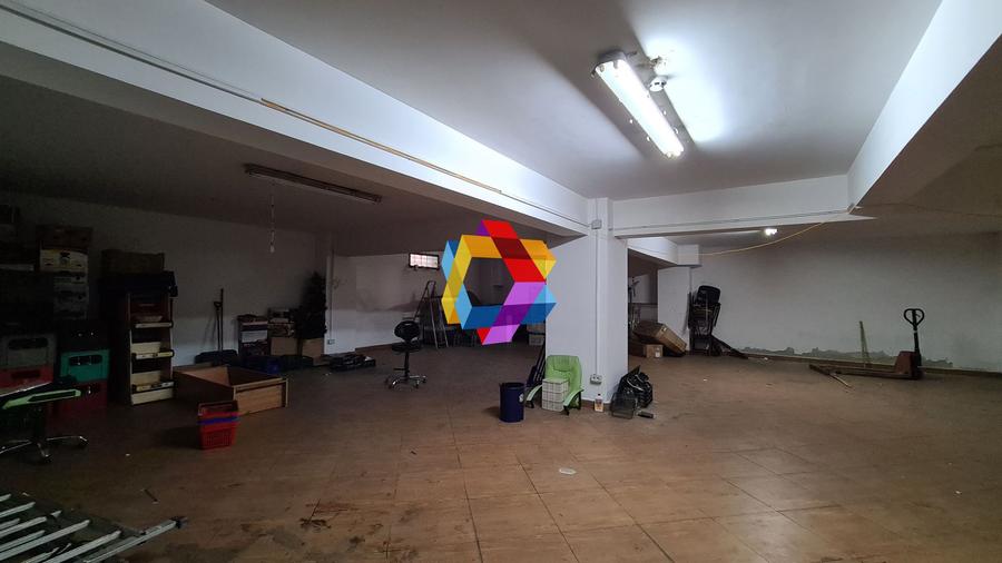 Spatiu comercial - 567 mp