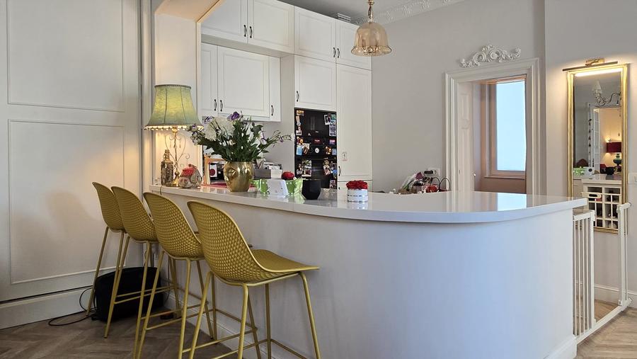 Apartament in vila splendid renovat, curte, zona Casin, parc Kiseleff la 550 m
