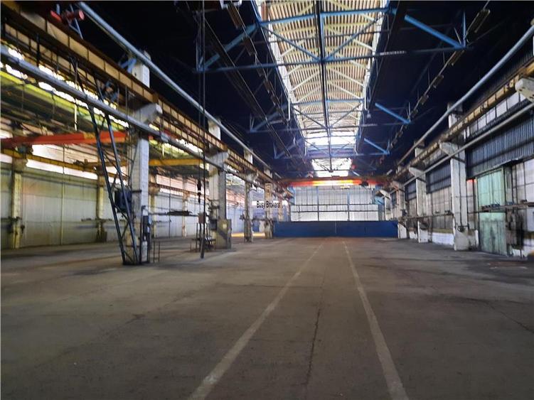Spatiu Industrial - 2200 mp - Productie - Depozitare - Distributie
